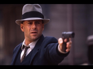 the hero is a loner. (1996). bruce willis